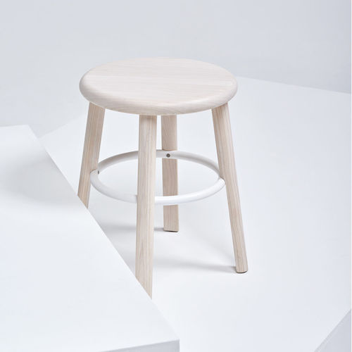 Moderner Hocker - SOLO - Mattiazzi - Eiche / Esche / Gestell aus Holz