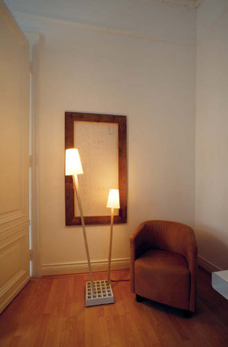 Stehleuchte - PIN LIGHT - Moormann Nils Holger - Holz / Stoff / modern