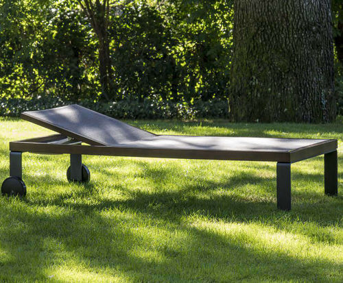 Moderne Sonnenliege - T-SOFT - Schoenhuber Franchi - Batyline® / Iroko / für Gewerbegebrauch