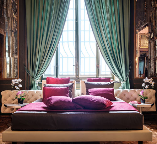 Doppelbett - Character  - Siwa Soft Style Home - Chesterfield / Polster / Kopfteil