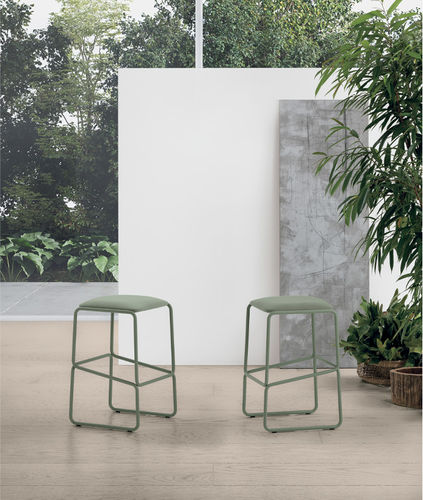 Moderner Barhocker - RUBIK - Target Point - Stoff / Gestell aus gestrichenem Metall / mit Kufengestell