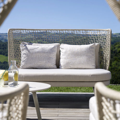 Hochlehner-Sofa - EMMA - Varaschin - modern / für Außenbereich / abperlendes Gewebe