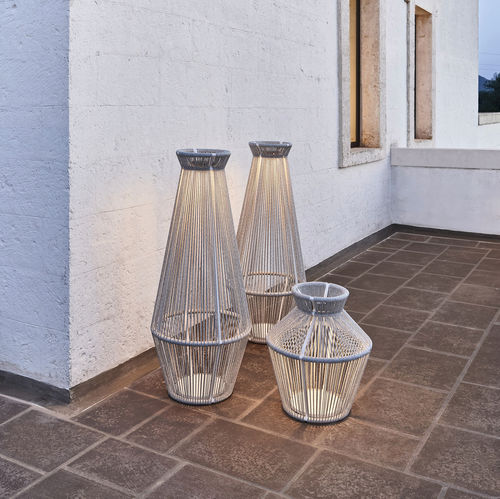 Stehleuchte - CRICKET  - Varaschin - aus lackiertem Aluminium / Synthetikfaser / modern