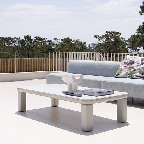 Moderner Couchtisch - CUSTOMADE - Varaschin - Keramik / HPL / Gestell aus gestrichenem Aluminium