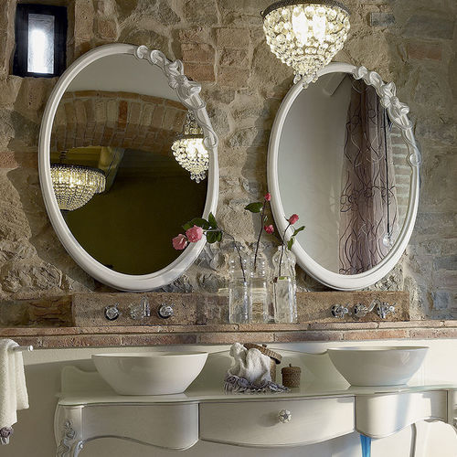Wandmontierter Spiegel für Badezimmer - DILETTA - Volpi - Stil / oval / Holz