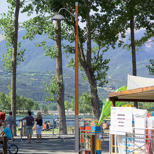 Lichtmast - Altaïs - Eclatec - Brettschichtholz / Lärche / galvanisiertem Stahl