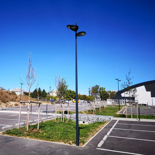 Straßenlaterne - SONATA - Eclatec - modern / Aluminium / mit Diffusor aus Hartglas