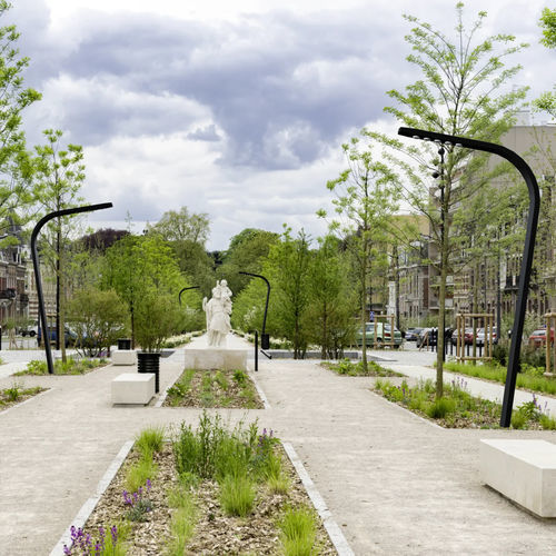 Moderne Leuchtsäule - MAMBA - Eclatec - aus feuerverzinktem Stahl / LED / für Straße