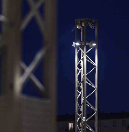 Lichtmast - QUADRIPODE - Valmont France - Stahl