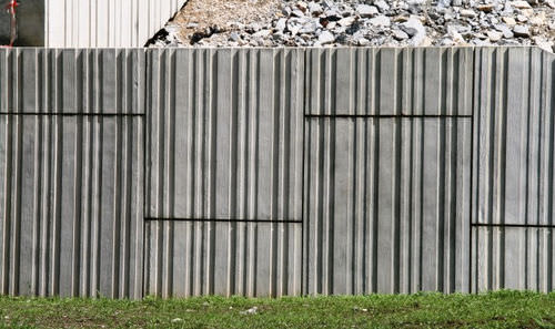 Schalungsform für Stützmauer - BORNHOLM - RECKLI GmbH - Holzoptik / für Sichtbeton