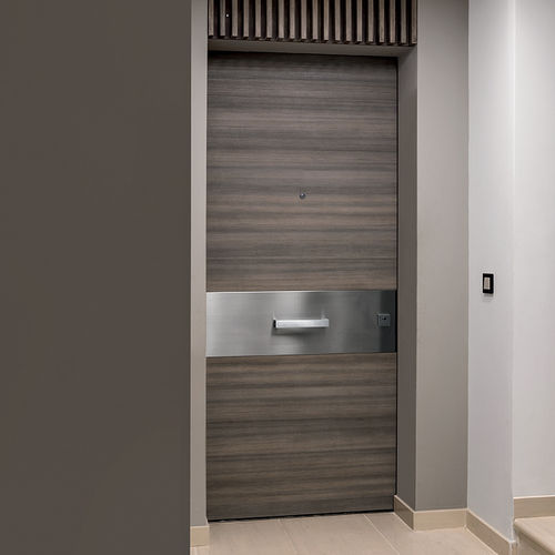 Tür für Innenbereich - PROJECT - Oikos Venezia - Holz / einflügelig / modern