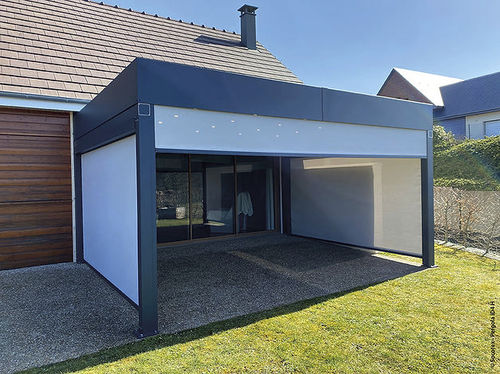 Selbsttragende Pergola - ID4  - Socotex - Abritez-vous chez nous - angebaut / thermolackiertes Aluminium / Faltdach