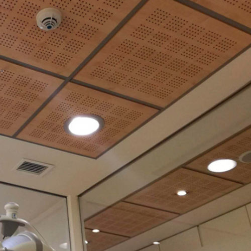 Holzzwischendecke - T16 - Ideatec Advanced Acoustic Solutions - Platten / Akustik / flammenhemmend