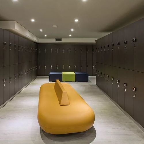 Moderne Polsterbank - ATLAS - Fit Interiors - Kunstleder / Gestell aus Holz / Holz