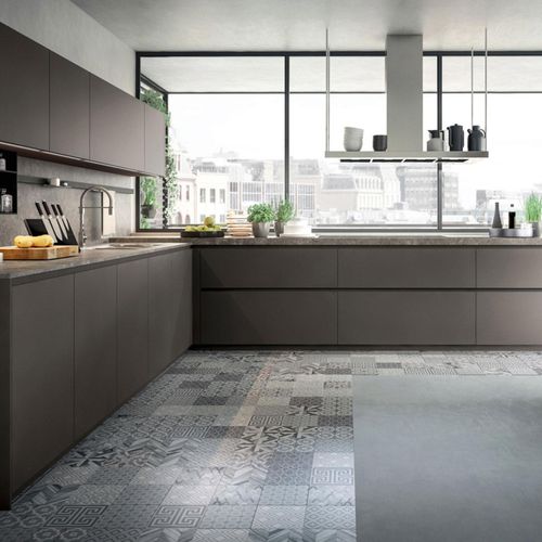 Moderne Küche - OMICRON 22 : COMPOSIZION 02 - ARMONY CUCINE - lackiertes Holz / L-förmig / ohne Griff