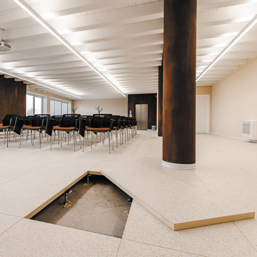 Kalziumsulfat-Doppelboden - NEWFLOOR - Spanplatte / hochbelastbar / hochleistungsfähig
