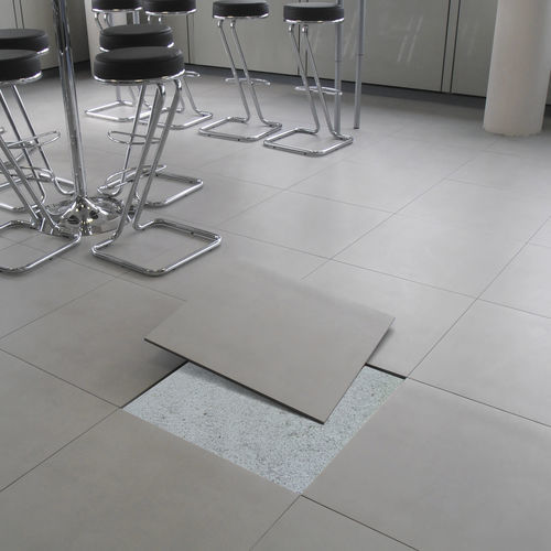 Feinsteinzeug-Bodenbelag - FREEFLOOR - NEWFLOOR - für den Innenraum / für Büro / für Eingangsbereich