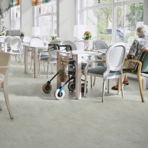 Linoleum-Bodenbelag - NEWFLOOR - für den Innenraum / für professionellen Gebrauch / aus Fliesen