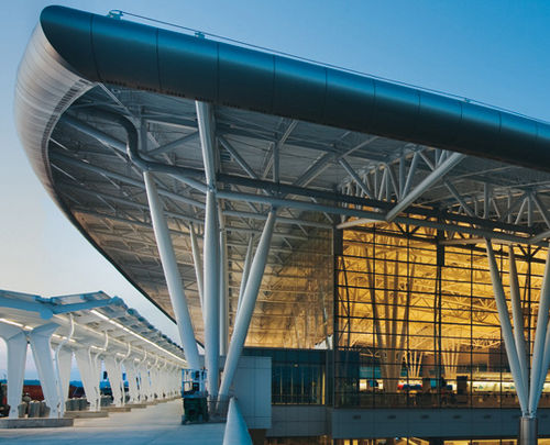 Paneel-Vorhangfassade - INDIANAPOLIS INTERNATIONAL AIRPORT - Josef Gartner - aus Metall und Glas
