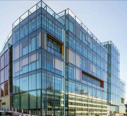 Paneel-Vorhangfassade - 1 JOHN STREET - Josef Gartner - aus Metall und Glas
