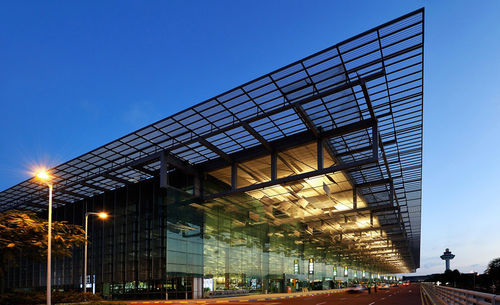 Glas-Sonnenschutzlamelle - CHANGI AIRPORT - Permasteelisa - für Dach / horizontal