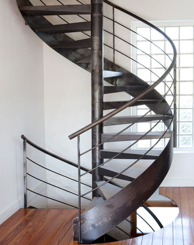 Wendeltreppe - LOFT SH26 SPIR'DÉCO® - ESCALIERS DECORS - Betonstufen / mit Stahlstruktur / für den Innenraum