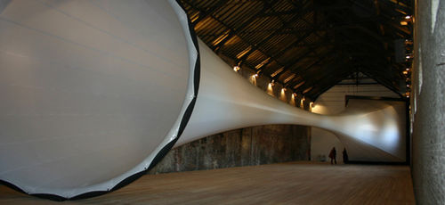 Membran-Architektur / Polyester - KAPOOR SCULPTURE ‘MELANCHOLIA’ - Hightex - PVC / für Seiltragwerk