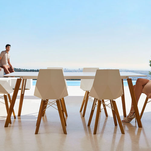 Moderner Tisch - FAZ - VONDOM - HPL / Keramik / Gestell aus Holz