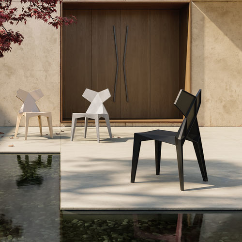 Stuhl / originelles Design - KIMONO - VONDOM - für Außenbereich / für den Innenraum / Polycarbonat
