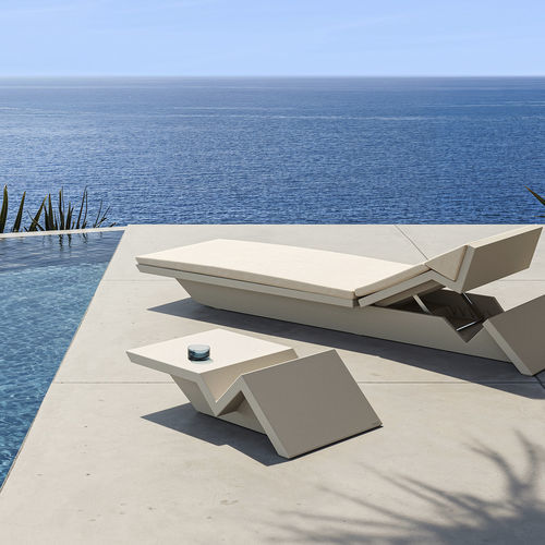 Beistelltisch / originelles Design - REST - VONDOM - Polyethylen / Gestell aus Polyethylen / rechteckig