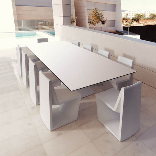 Moderner Tisch - REST - VONDOM - Glas / HPL / Polyethylen