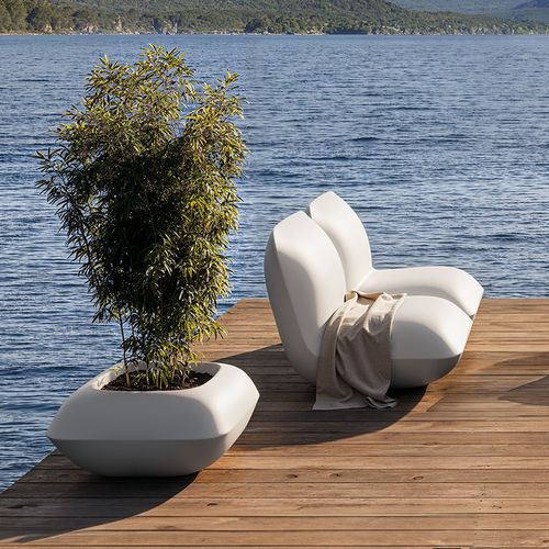 Moderner Kaminsessel - PILLOW - VONDOM - Polyethylen / Polyethylen / 100% recycelbar