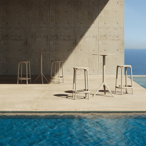 Moderner Barhocker - BROOKLYN - VONDOM - Glasfaser / Polypropylen / Gestell aus Polypropylen