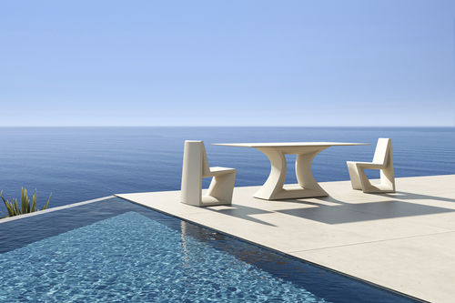Moderner Tisch - REST - VONDOM - Polyethylen / Gestell aus Polyethylen / rechteckig