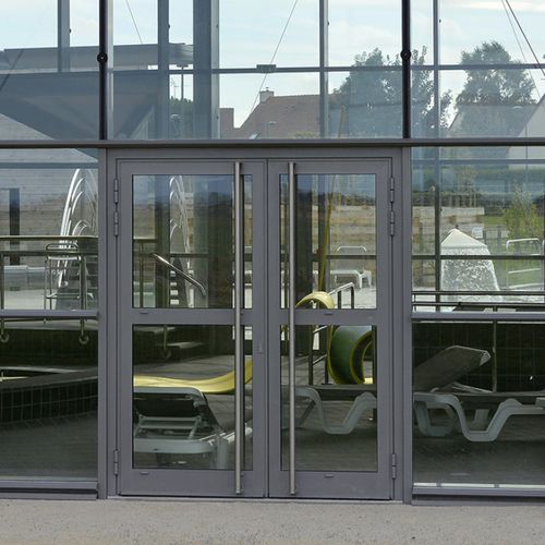 Eingangstür - COMÈTE® 50 CLAMER - INSTALLUX - Aluminium / einflügelig / Glas