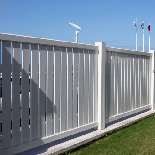 Lamellenzaun - SATELLITE® - INSTALLUX - Garten / Aluminium / modern