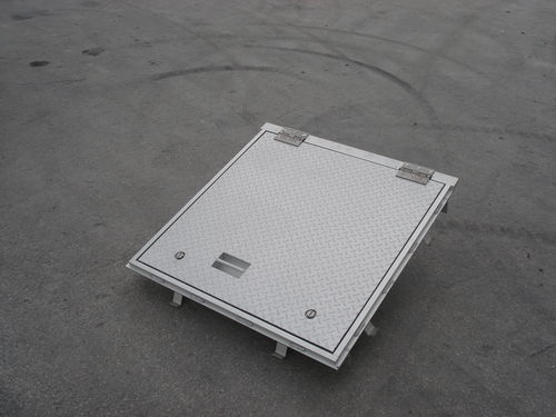 Luke für Doppelböden - W-APS     - U.S.F. Fabrication Inc. - quadratisch / Metall / für Hausautomationssystem