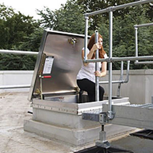 Dachluke - E-50TB - Bilco UK - quadratisch / Aluminium / mit Leiter