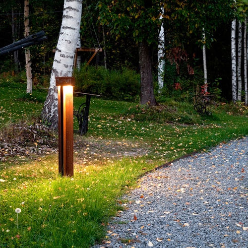 Leuchtpoller für Garten - TALL - ATELJE LYKTAN - modern / Stahl / LED