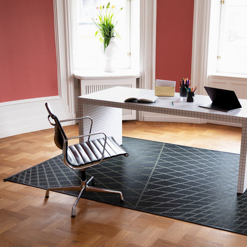 Moderner Teppich - ANYTHING EVERYTHING   - BOLON - mit geometrischen Motiven / Polyester / PVC