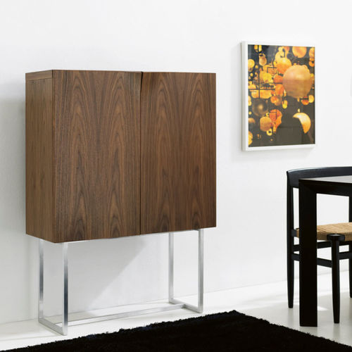 Sideboard mit hohen Beinen - MRS BILL - KARL ANDERSSON - modern / Eiche / Nussbaum