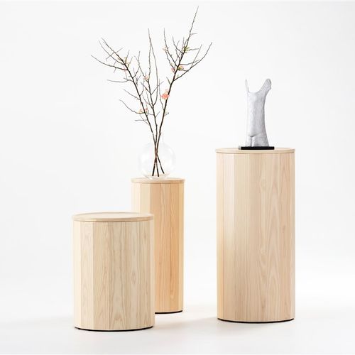 Moderner Beistelltisch - CAP PODIUM - KARL ANDERSSON - Eiche / Massivholz / Esche