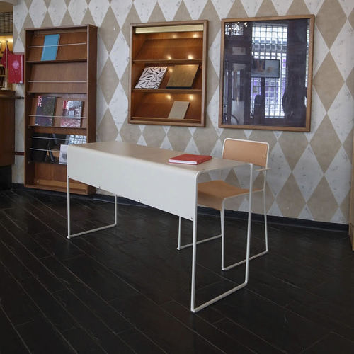Schreibtisch / skandinavisches Design - BROKK - KÄLLEMO - Esche / Stahl / für Hotels