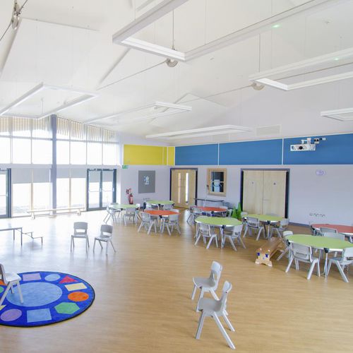 Wandmontierte Akustikplatte - AKUSTO™ A - Saint-Gobain Ecophon - Stoff / Aluminium / galvanisiertem Stahl