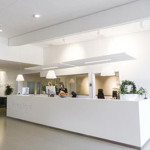 Akustikplatte für Decke - SOLO™ LINE - Saint-Gobain Ecophon - hängend / Metall / Wolle