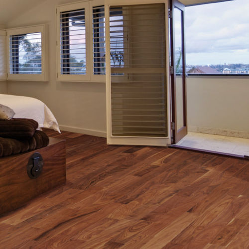 Mehrschichtparkett - 14012 - Durafloor Werner GmbH - amerikanischer Nussbaum / Tropenholz / mit Naturöl geölt