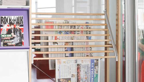 Zeitungsständer für professionellen Gebrauch - MAJEO - DPC