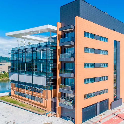Fassadenverkleidung für hinterlüftete Fassade - FVC20 - S4R  - FAVETON - Folie / Keramik / vertikal