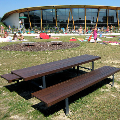 Moderner Picknicktisch - LINEATAVOLO - Euroform K. Winkler GmbH - Laubholz / Gestell aus galvanisiertem Stahl / rechteckig