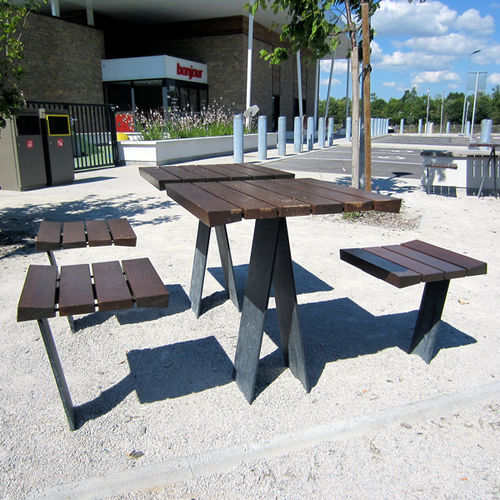 Moderner Picknicktisch - ZETA - Euroform K. Winkler GmbH - Holz / Gestell aus galvanisiertem Stahl / quadratisch